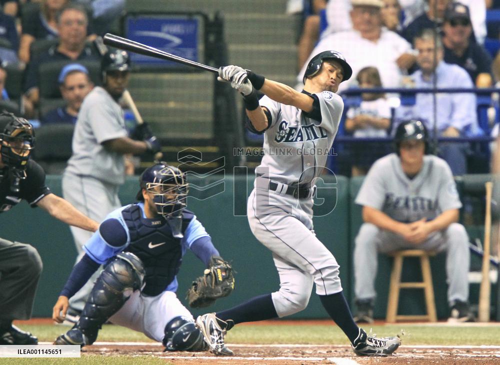 Mariners' Ichiro hitless against Rays