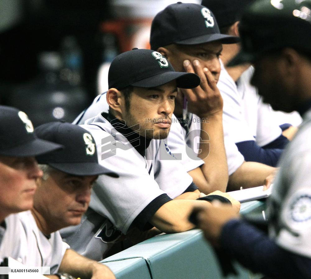 Mariners' Ichiro hitless against Rays