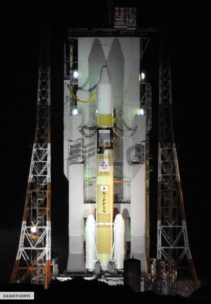 Rocket carrying Venus probe Akatsuki set to blast off into space