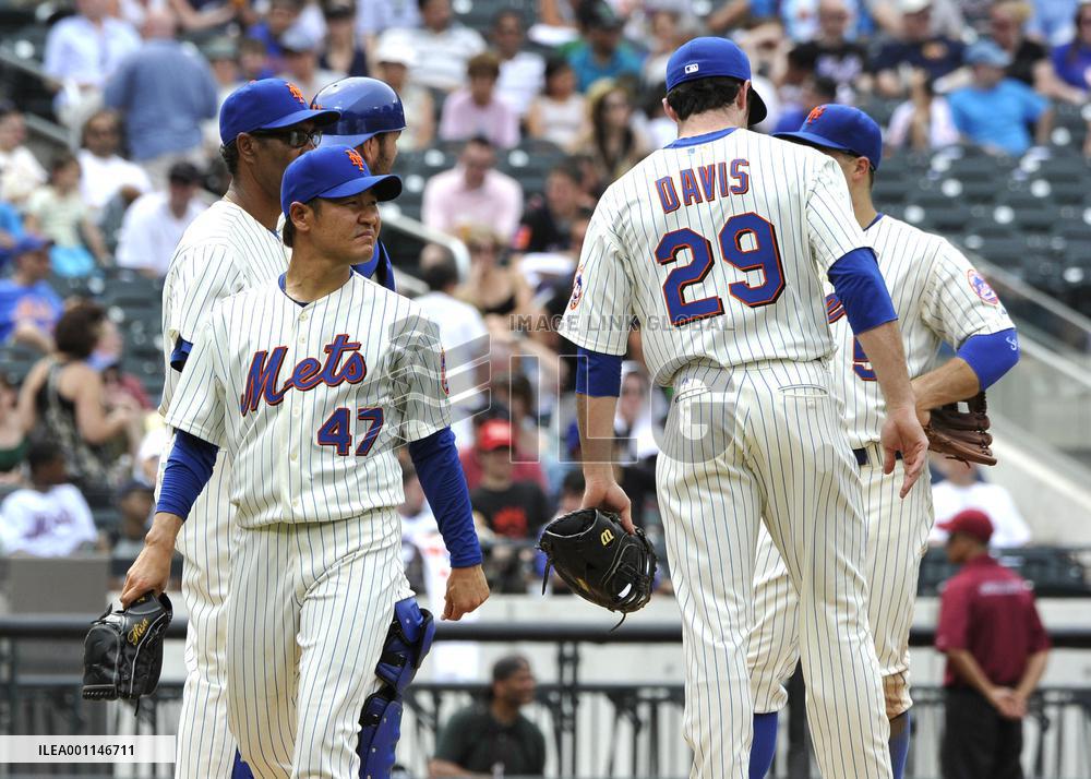 Mets' Takahashi gives up 5 runs against Marlins