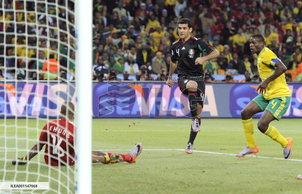 S. Africa, Mexico match ends in 1-1 draw