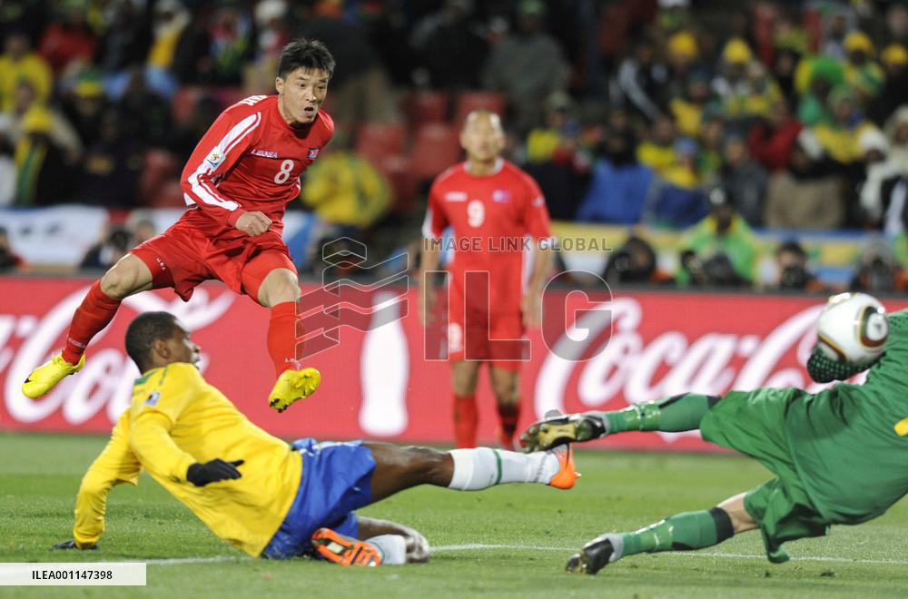 Brazil beats North Korea 2-1 at World Cup