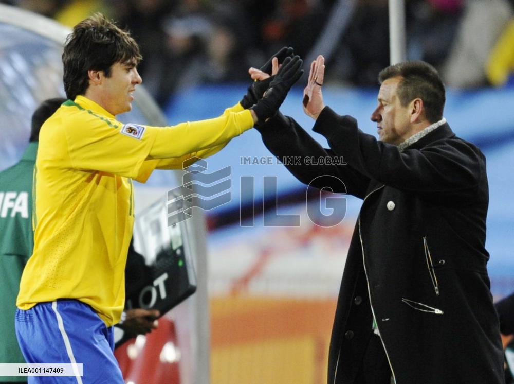 Brazil beats North Korea 2-1 at World Cup