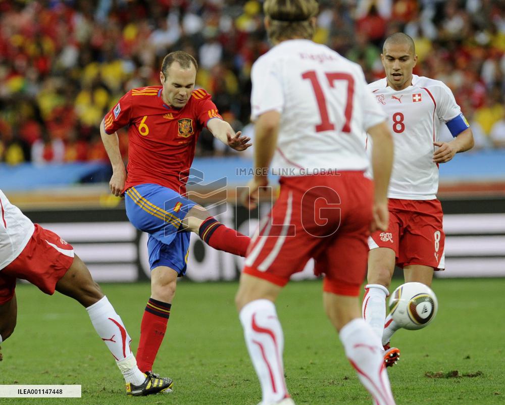 Spain take on Switzerland in World Cup Group H