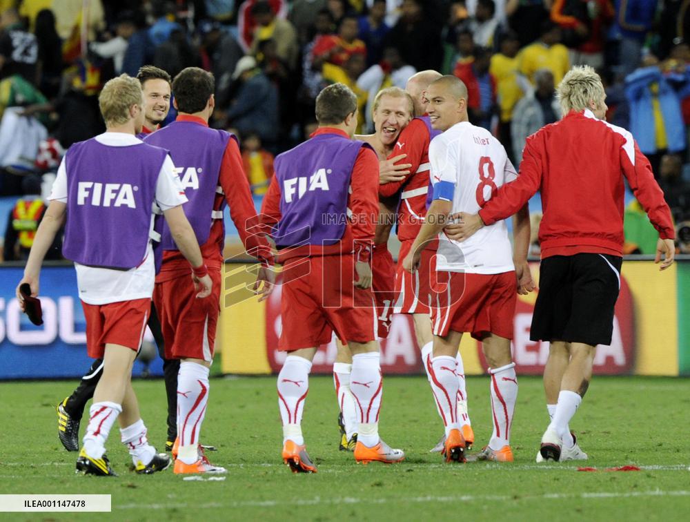 Switzerland in stunning victory over Spain