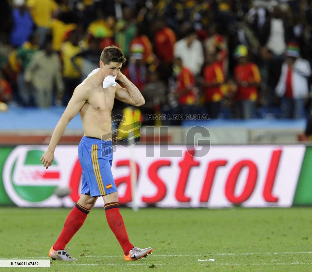 Switzerland in stunning victory over Spain