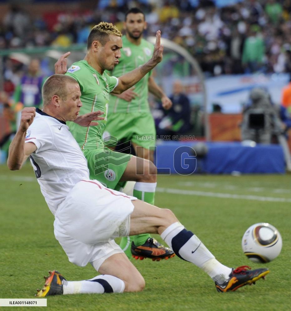 U.S. beat Algeria 1-0 to advance to World Cup 2nd round