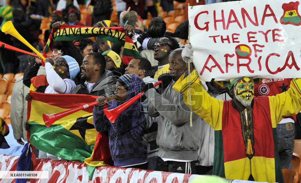 Germany beats Ghana, both teams goes through