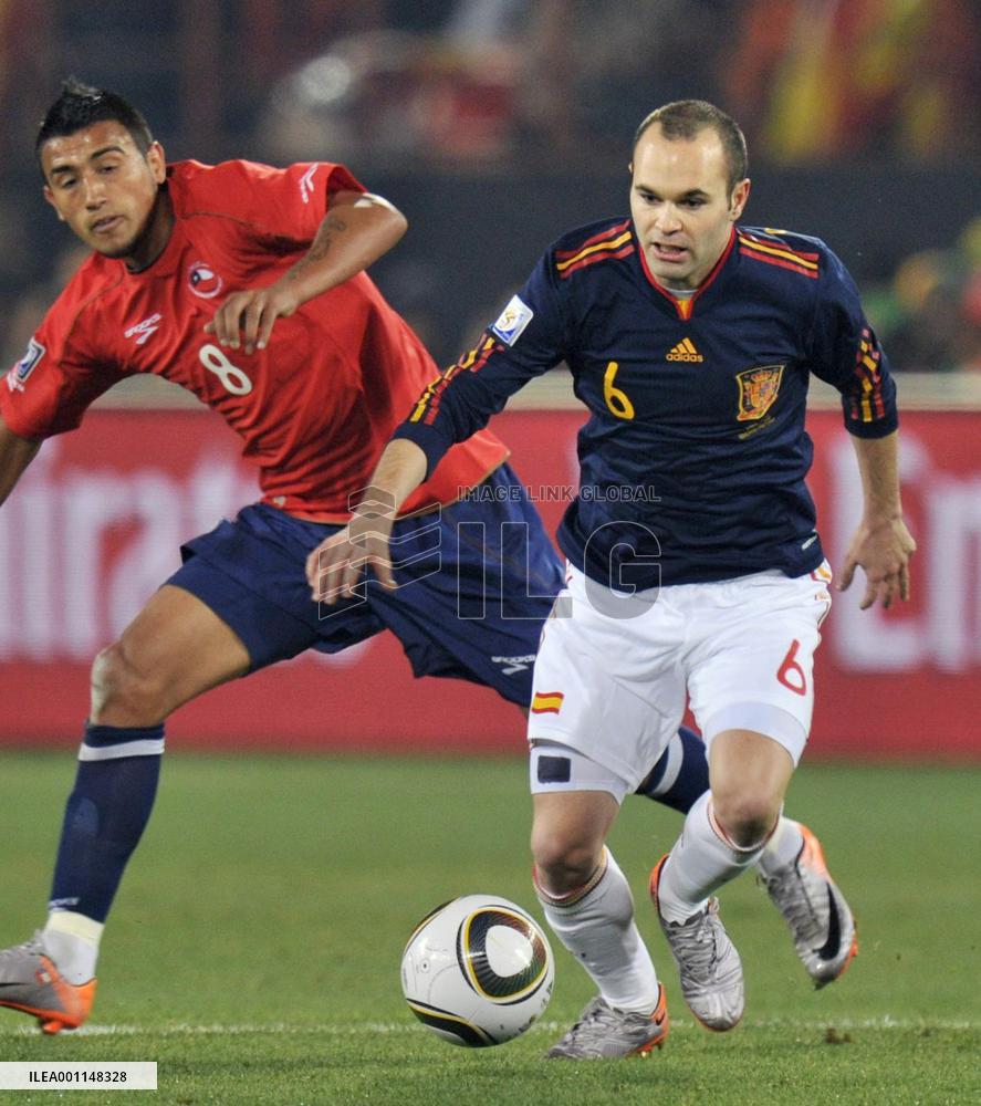 Spain midfielder Iniesta