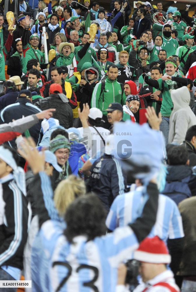 Argentina beat Mexico 3-1 to face Germany in quarters