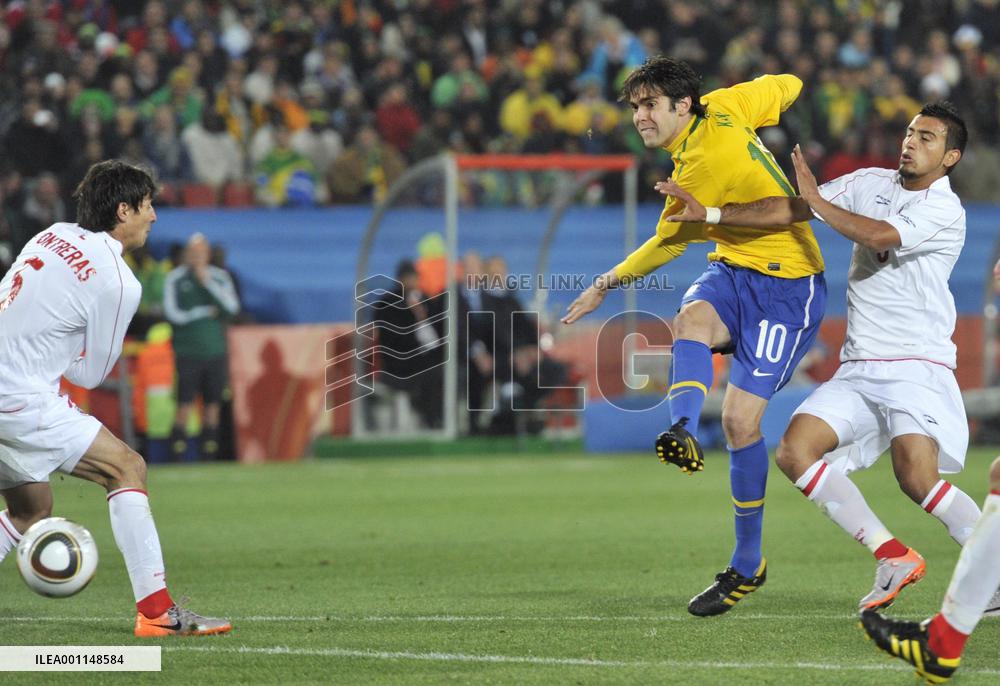 Brazil beat Chile in World Cup 2nd round