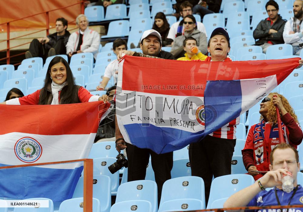 Paraguay advance to q'finals beating Japan