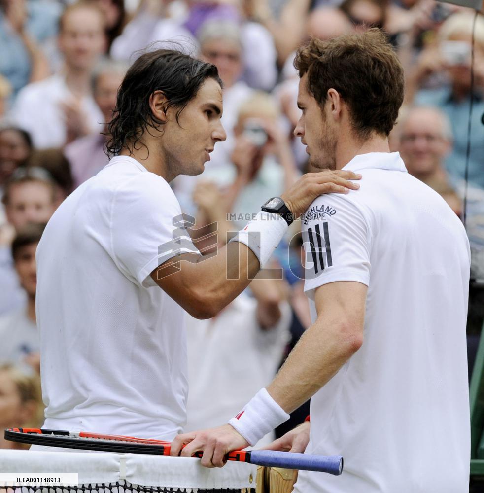 Nadal advances to Wimbledon final