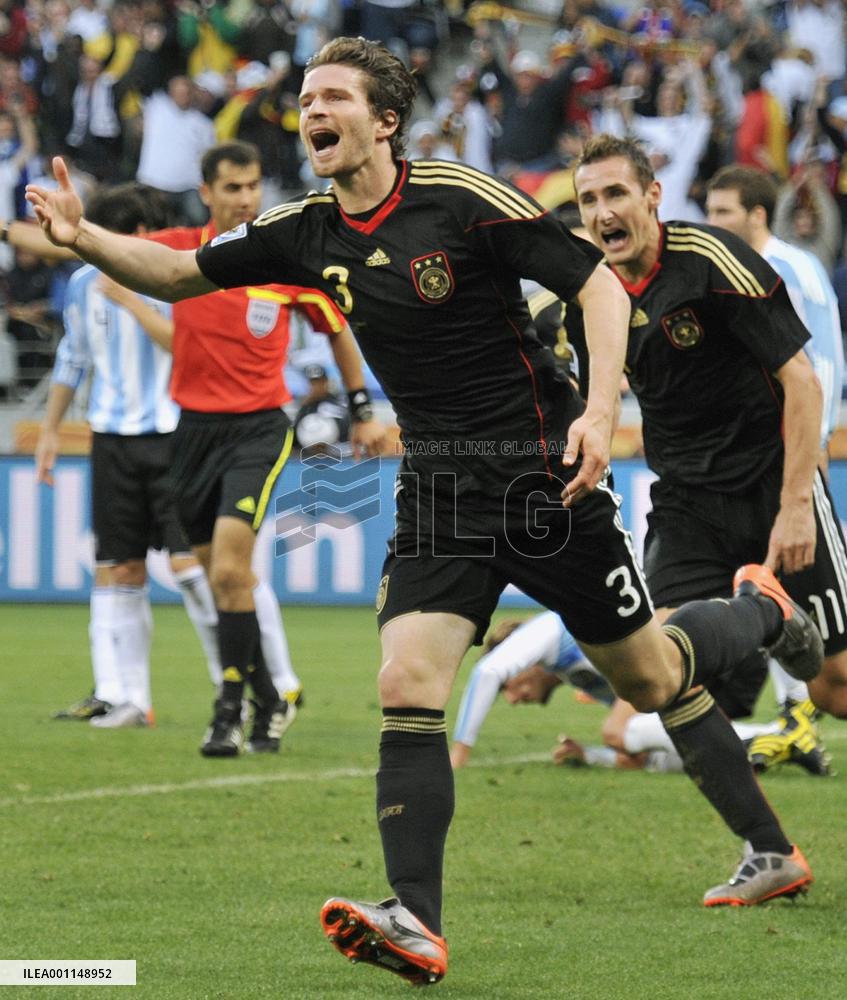 Germany thrash Argentina 4-0
