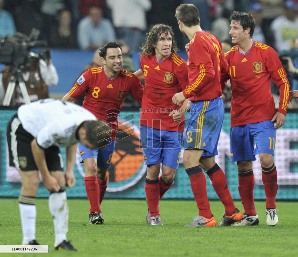 Spain beat Germany to reach World Cup final