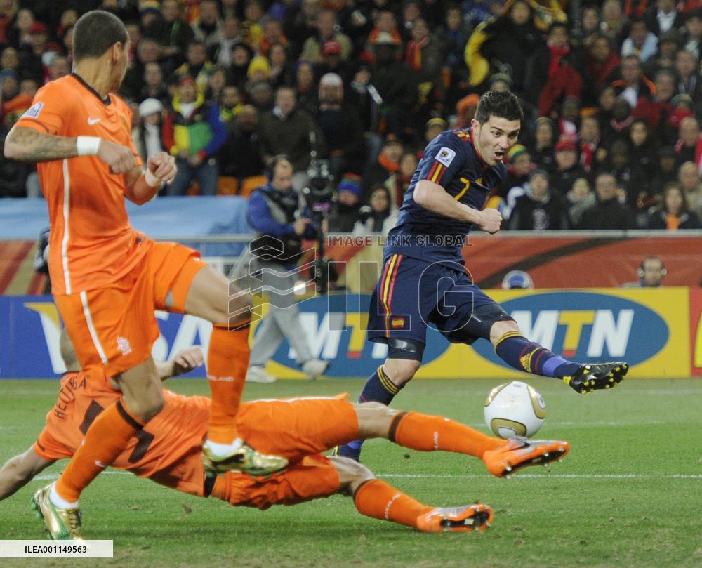 Spain beat Netherlands to win World Cup