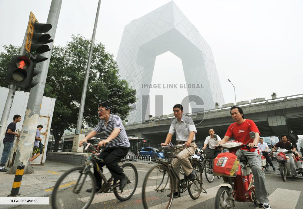 China's GDP grows 11.1% in 1st half of 2010