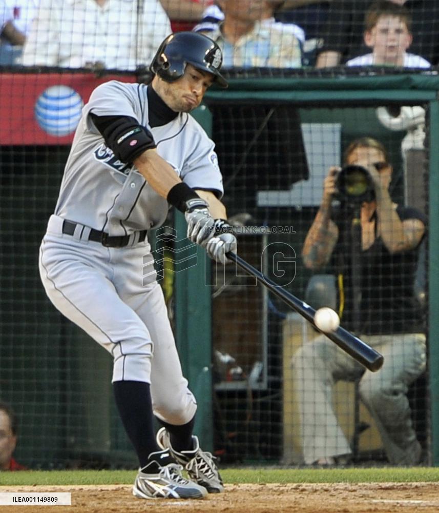 Mariners' Ichiro 1-for-4 against Angels