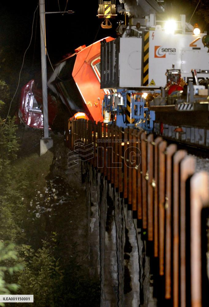 Derailment on Swiss Glacier Express