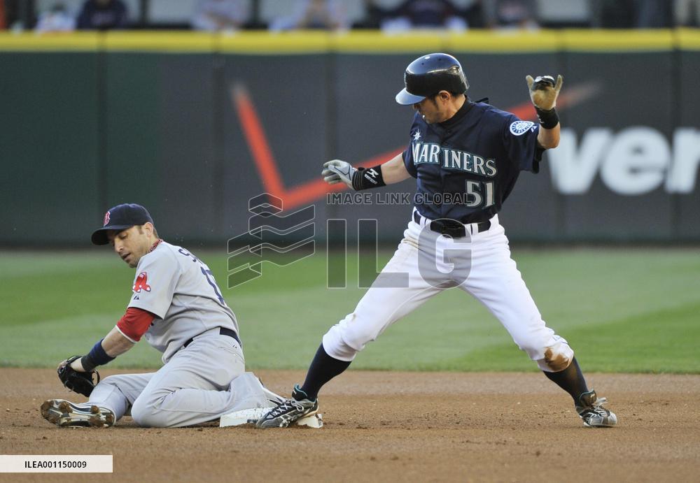 Ichiro plays against Boston