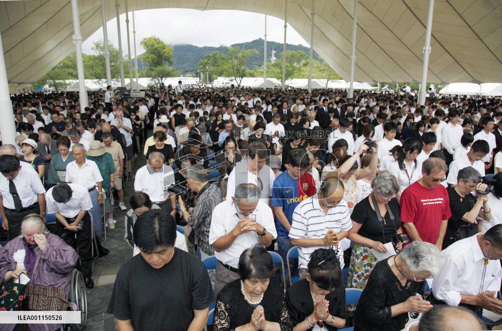 Nagasaki marks 65th anniversary of atomic bombing
