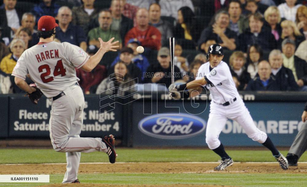 Mariners' Ichiro vs. Angels