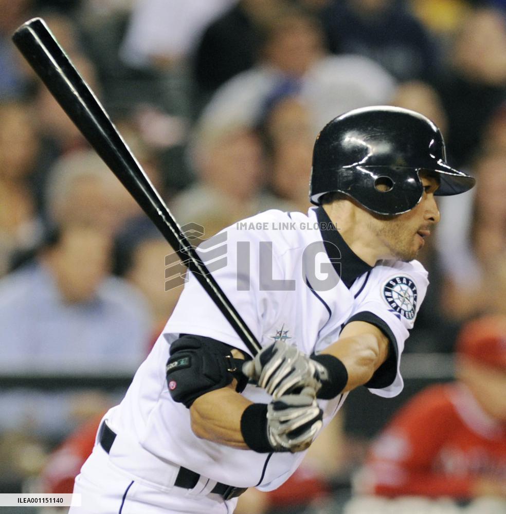 Ichiro 2-for-5