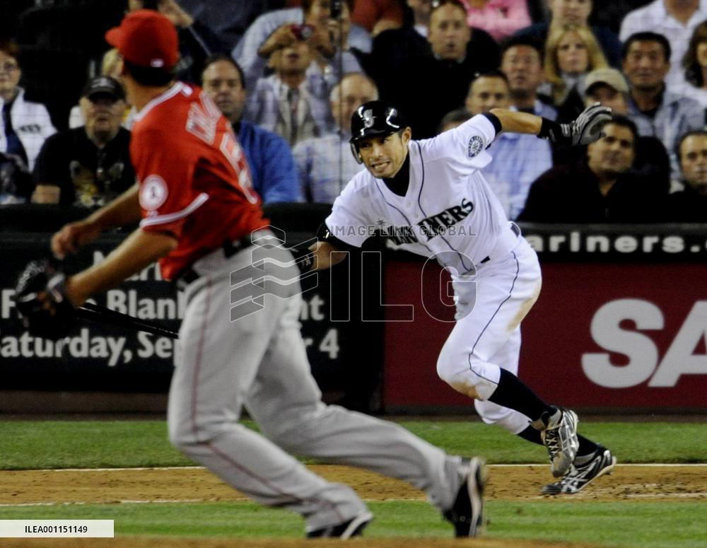 Ichiro 2-for-5