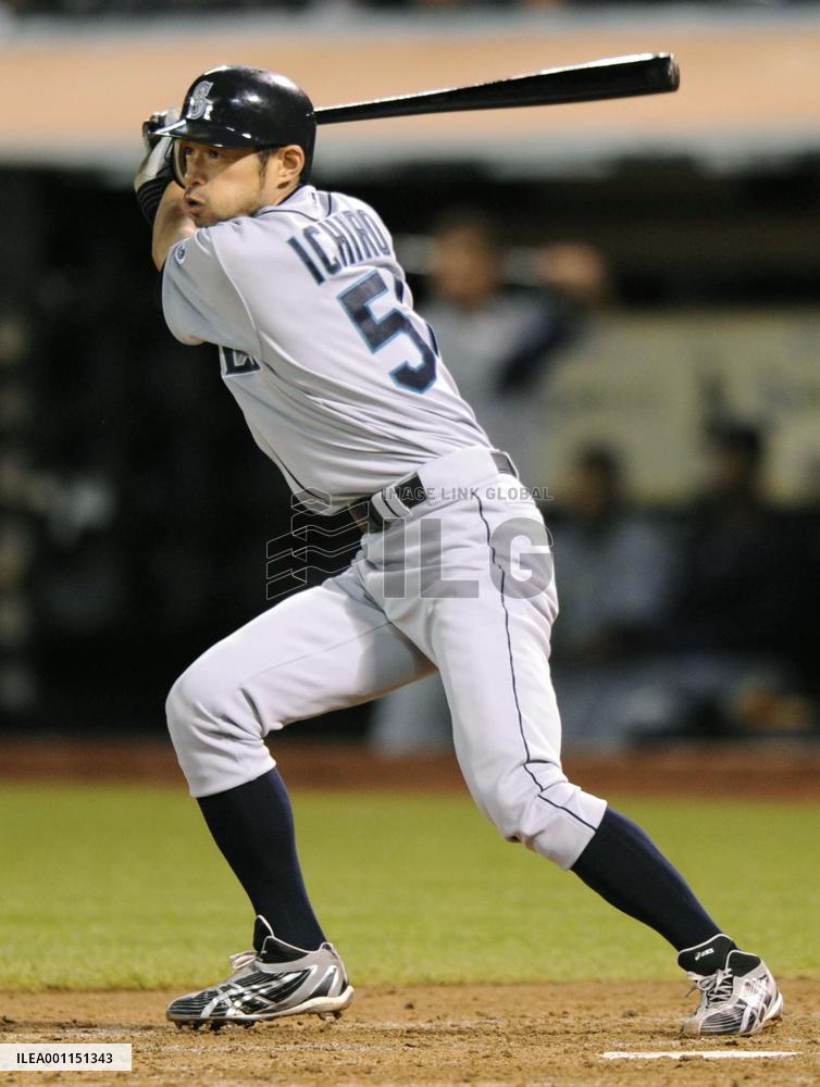 Ichiro doubles
