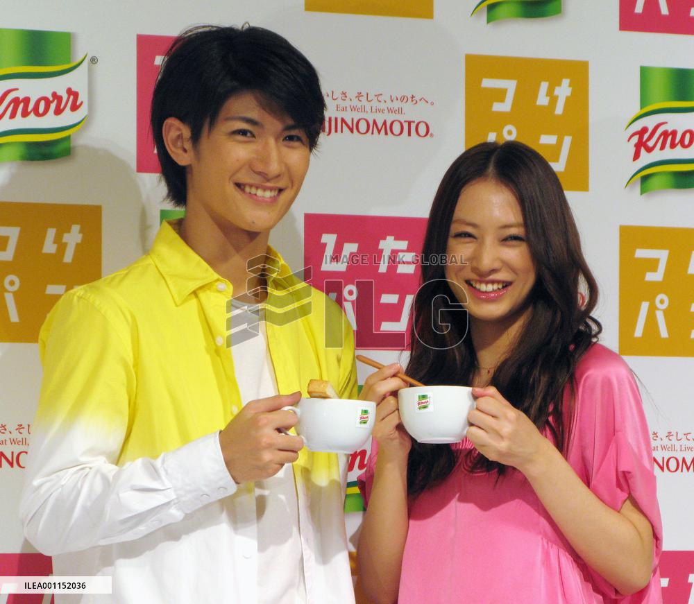 You like bread dipped or soaked into soup?