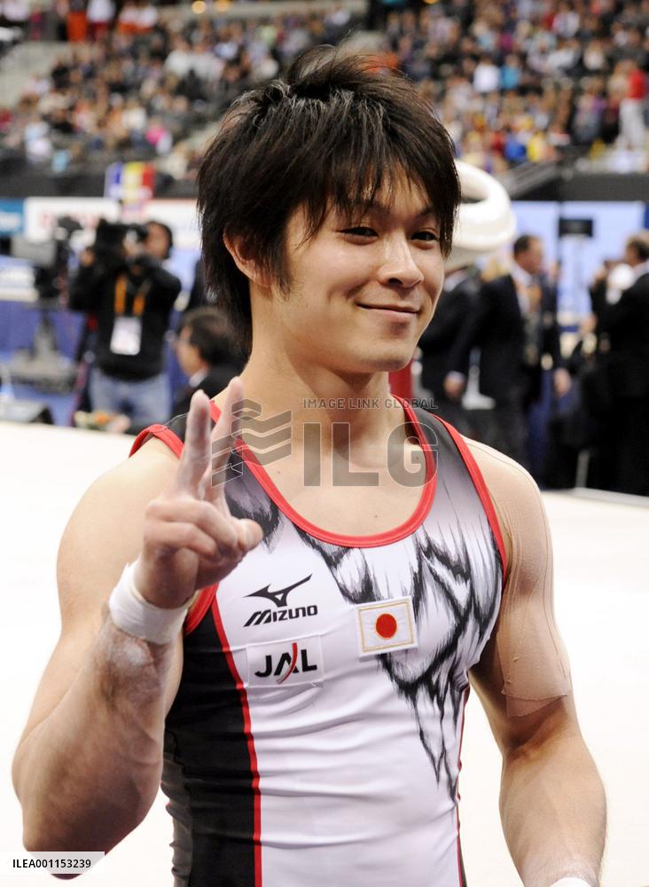 Uchimura wins 2nd straight gold at gymnastics worlds