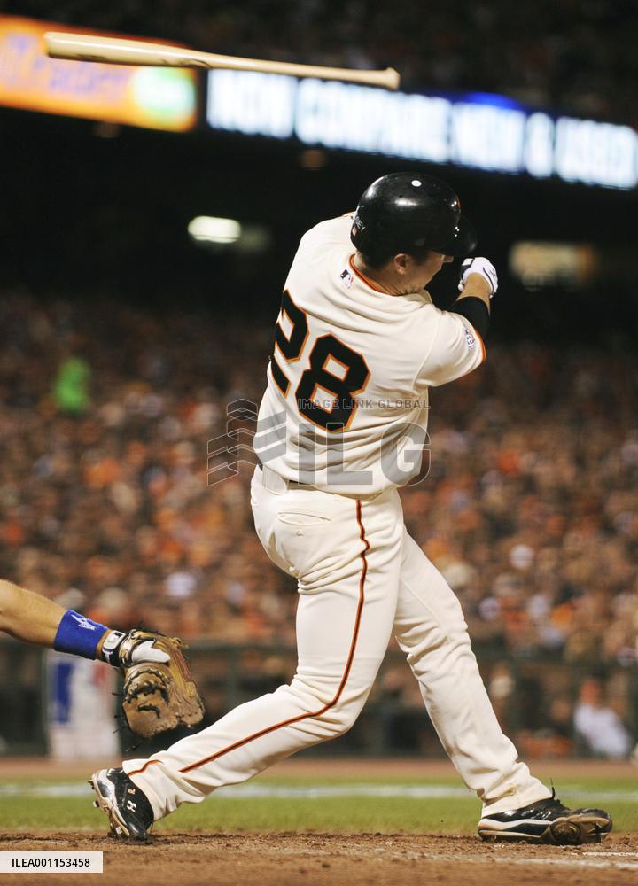 Giants down Rangers