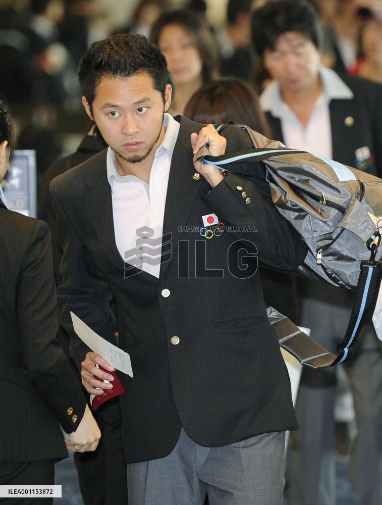 Japan Asian Games athletes head for China