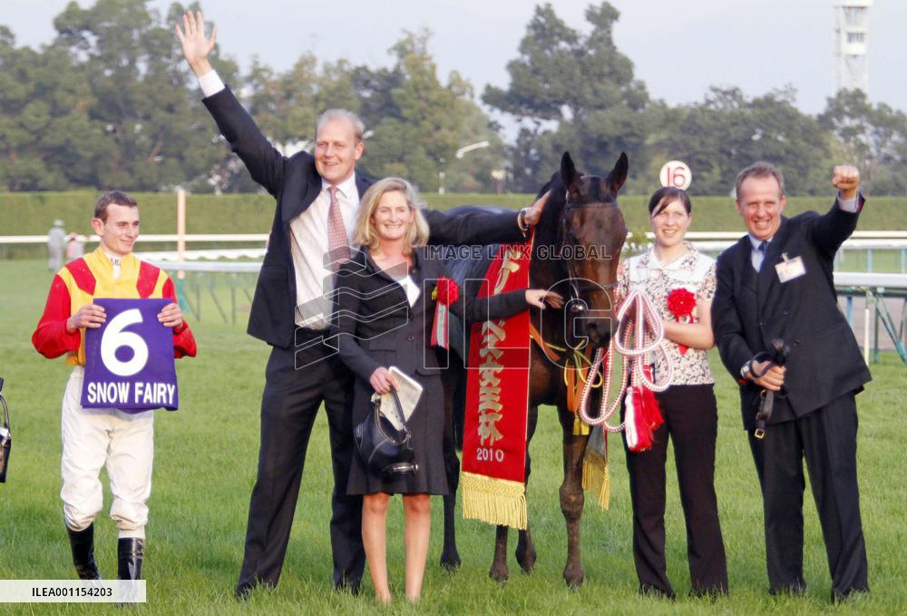 Snow Fairy wins Queen Elizabeth cup