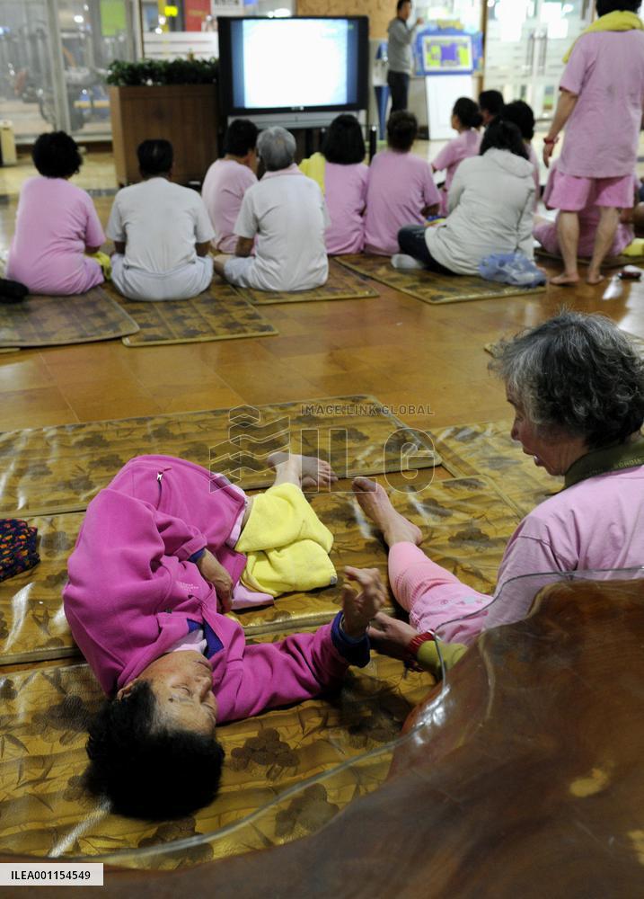 Yeonpyeong Island evacuees in Incheon