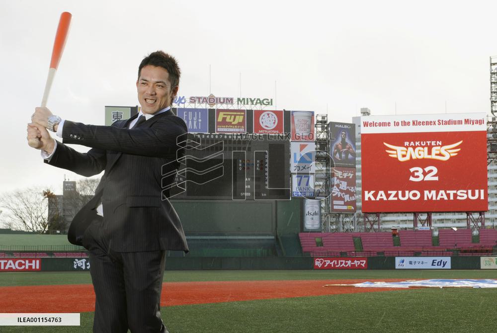 Kaz Matsui hopes to make 'new history' with Rakuten
