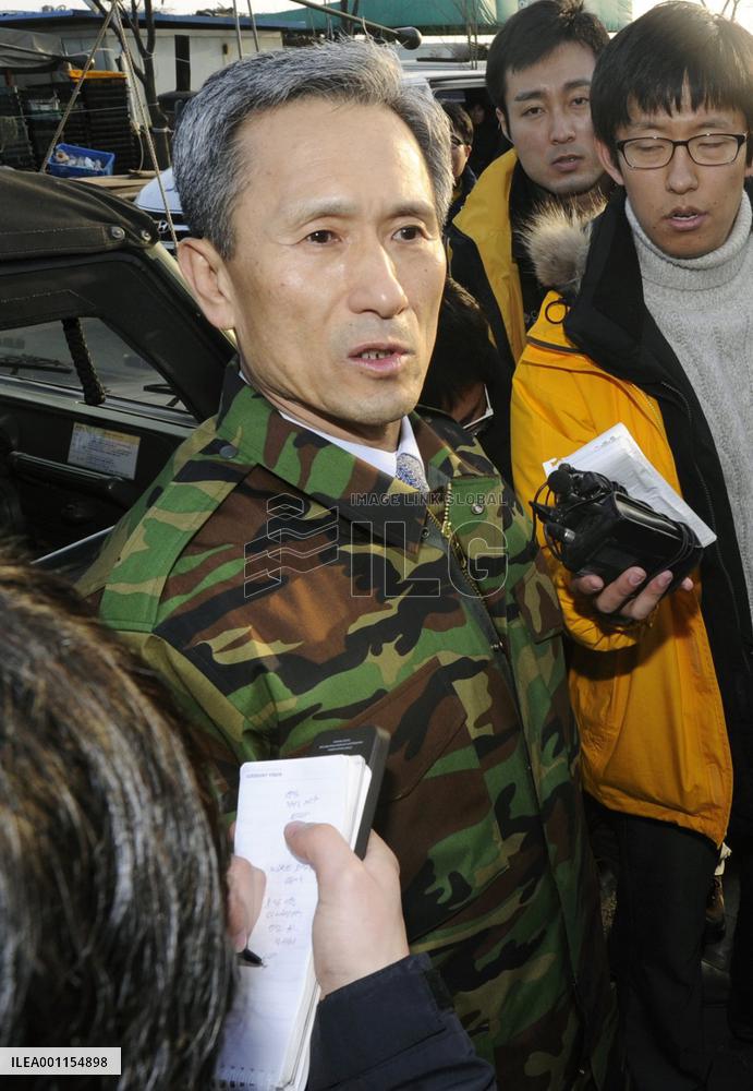 S. Korea's new defense minister visits Yeonpyeong