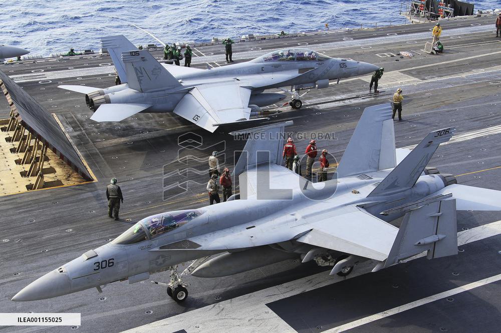 Japan-U.S. joint naval drill