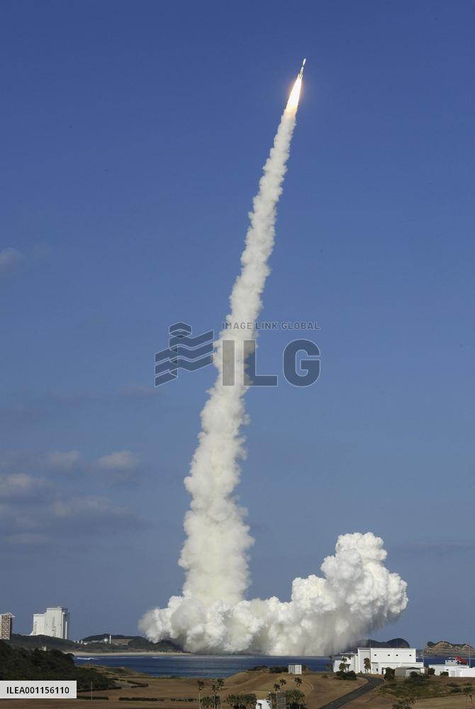 Japanese rocket carrying cargo heads for space station