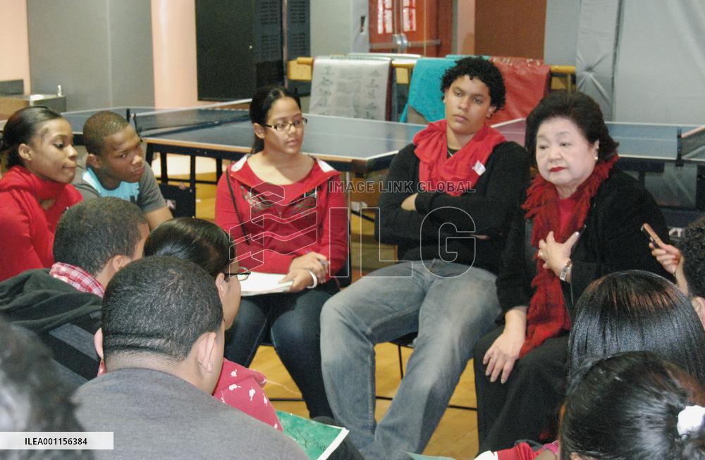 Project delivers voices of A-bomb survivors to N.Y. high schoolers