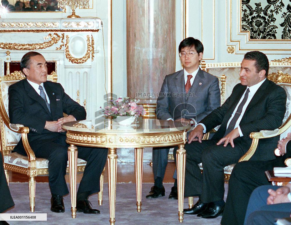 Mubarak not to seek reelection