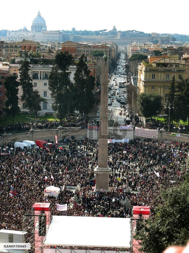 Protestors in Rome