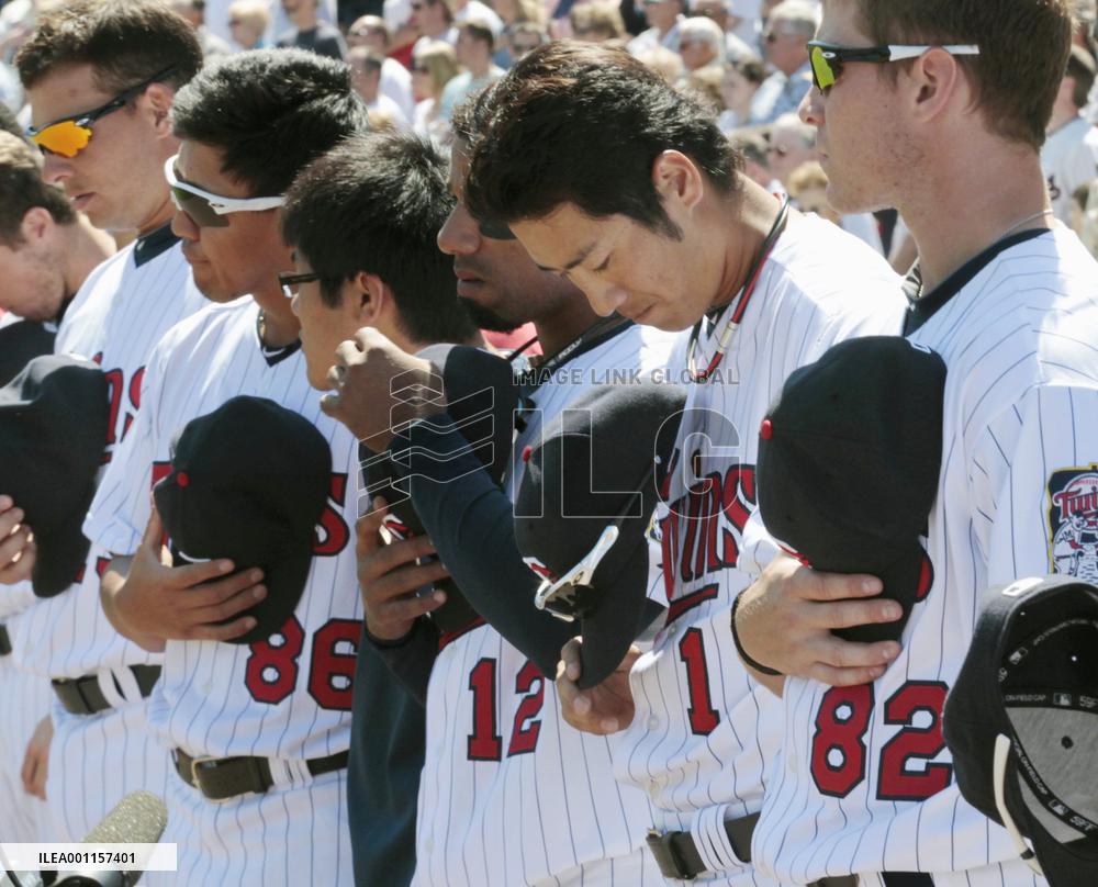 Moment of silence for Japan quake victims