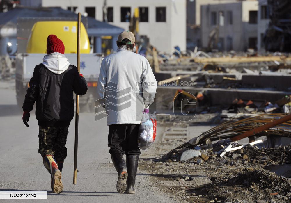 Children in quake-hit Iwate