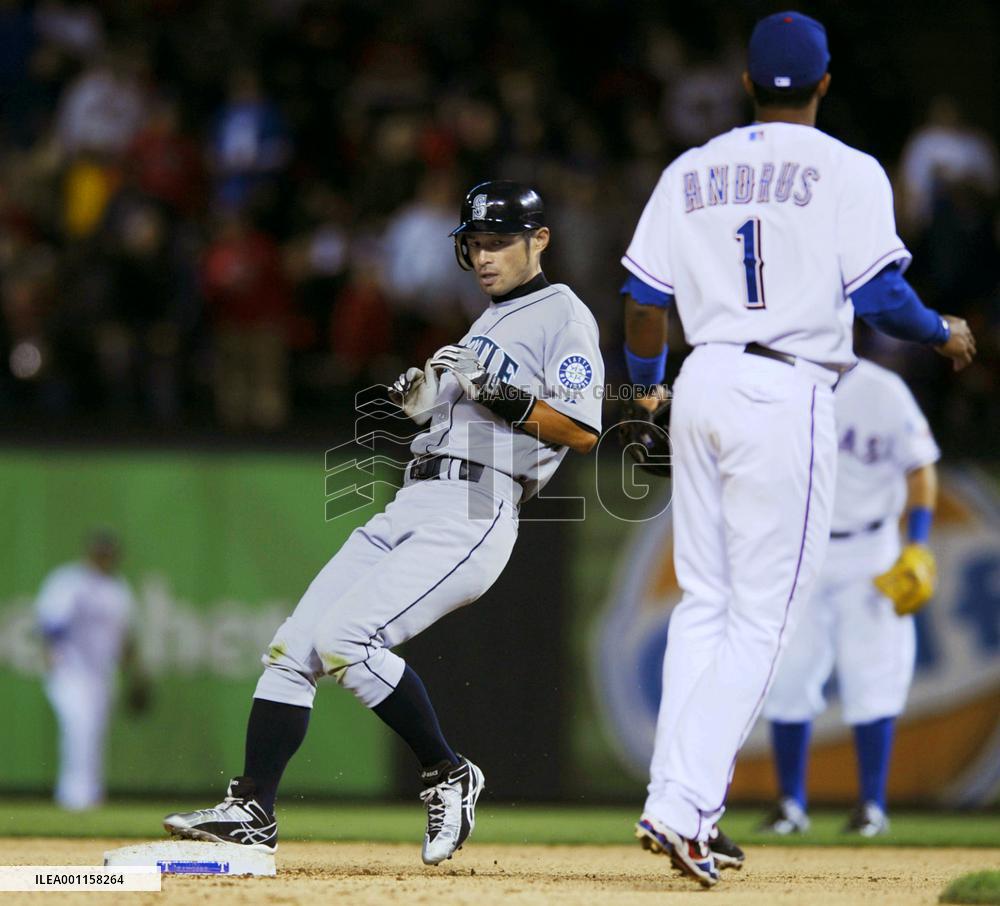 Mariners' Ichiro vs. Rangers