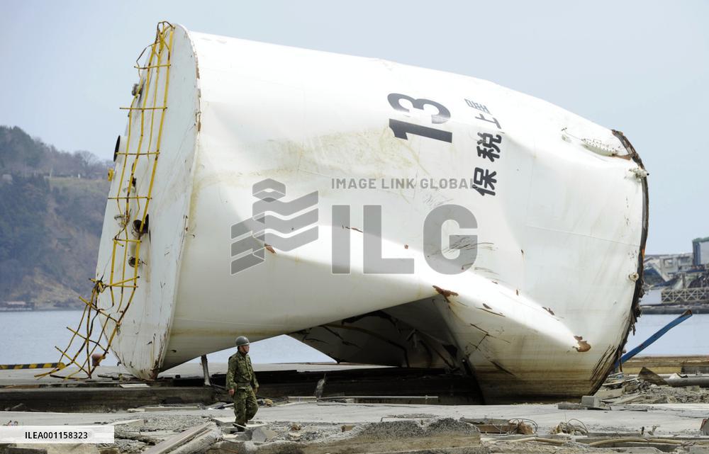 SDF member in quake-hit Onagawa