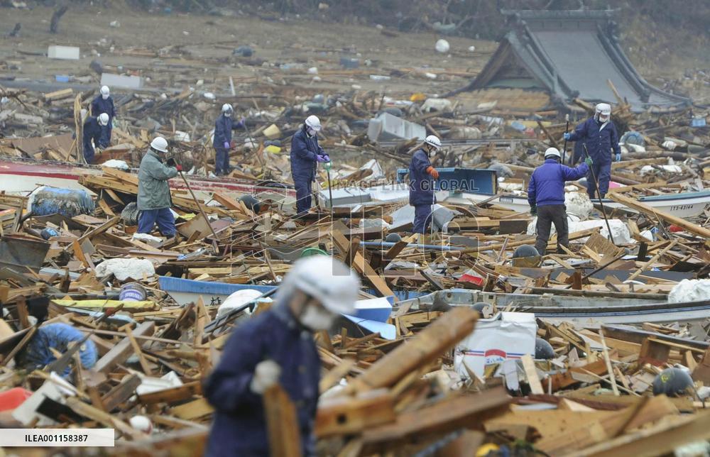 Search operation in tsunami-hit area