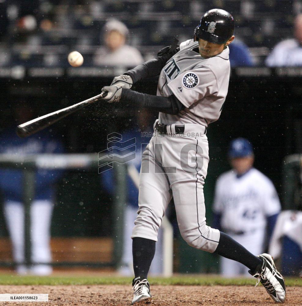 Mariners' Ichiro vs. Royals