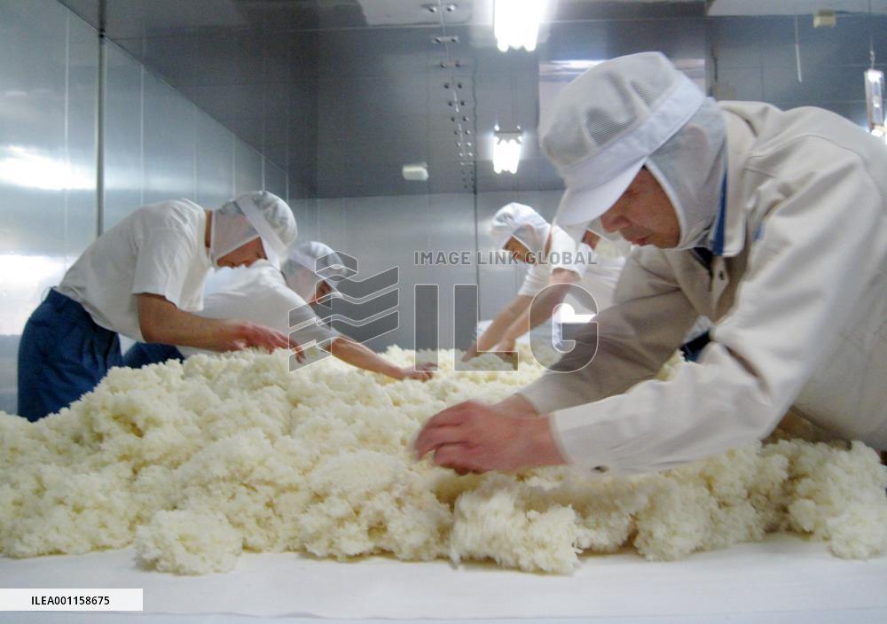 Sake maker Ichinokura resumes production