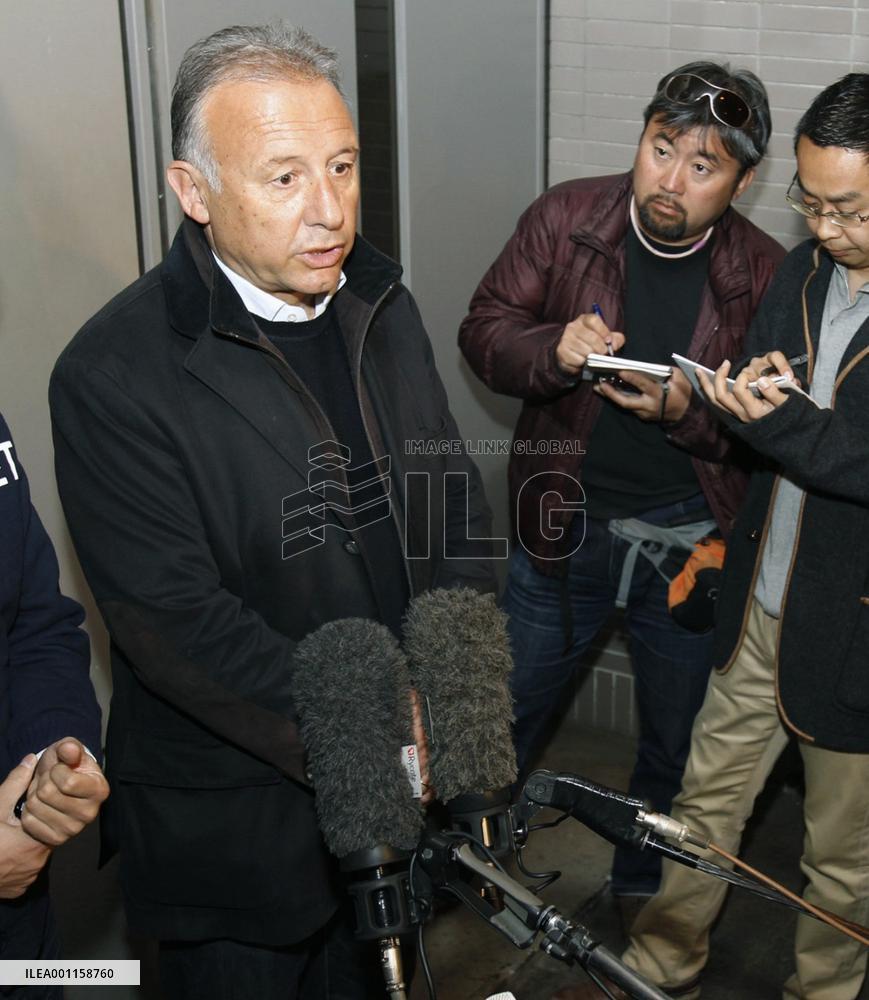 Zac back in Japan for J-League restart
